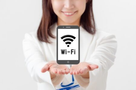 どこよりもWiFiの料金・速度・口コミ・メリット等を徹底解説
